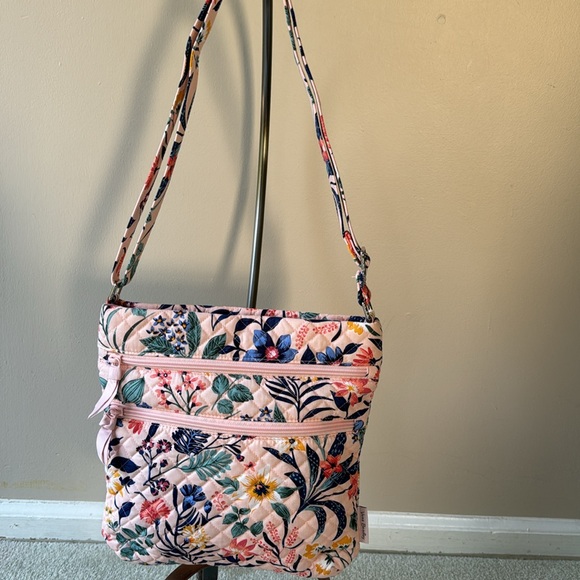 Vera Bradley Handbags - NEW Vera Bradley Triple Zip Hipster crossbody pocketbook - Paradise Coral